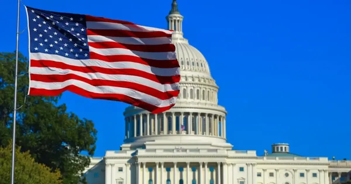 Будівля Державного департаменту США та посвідчення візи категорії B1/B2