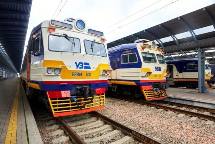 Київ: із 5 до 9 жовтня між берегами запускають 18 шатлів Kyiv City Express